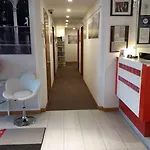 Mezzaluna 3*
