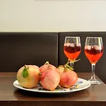Mezzaluna Otel 3*