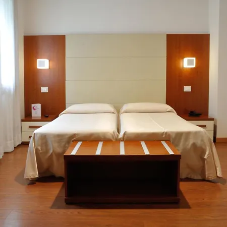 Mezzaluna 3* Treviso