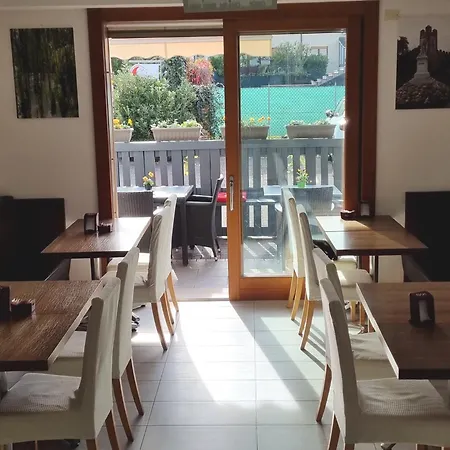 Hotel Mezzaluna
