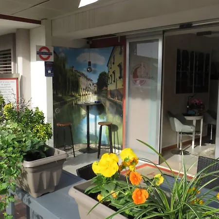 Mezzaluna 3*