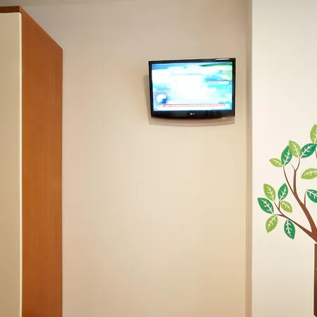 Mezzaluna 3* Τρεβίζο