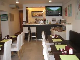 Hotel Mezzaluna
