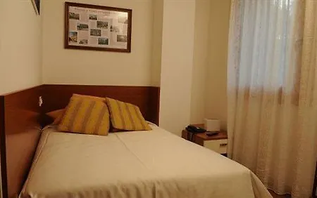 Mezzaluna Hotel 3*