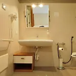 Mezzaluna 3*
