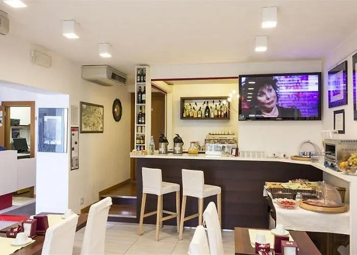 Mezzaluna 3*