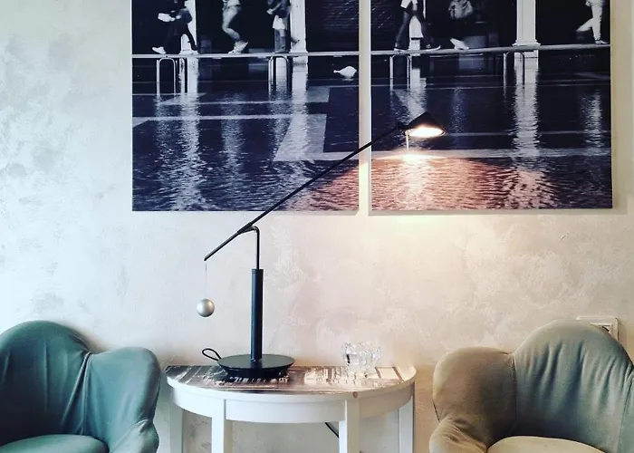 Mezzaluna Hotell